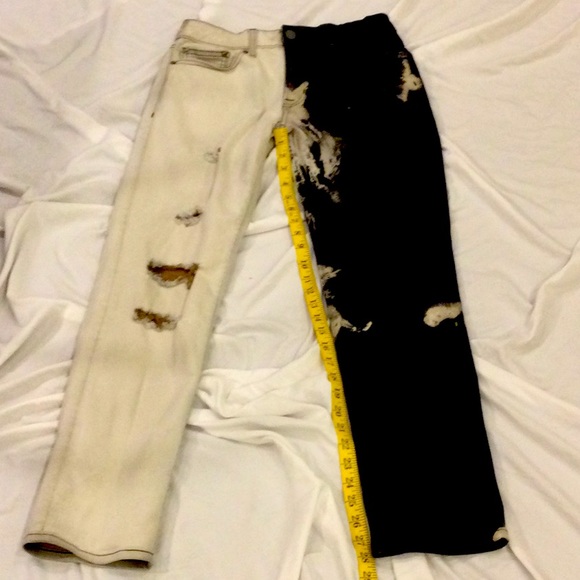 American Eagle Black and Cream Distressed Jeans Size 28x30 - Picture 2 of 10